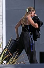 MARGOT ROBBIE Leaves Cara Delevingne