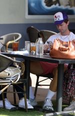 MARIA SHRIVER and CHRISTINA SCHWARZENEGGER Out for Lunch in Santa Monica 09/16/2022