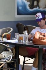 MARIA SHRIVER and CHRISTINA SCHWARZENEGGER Out for Lunch in Santa Monica 09/16/2022