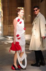 MAUDE APATOW Arrives at Loewe Show at Paris Fashion Week 09/30/2022