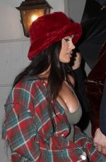 MEGAN FOX and Machine Gun Kelly Out for Dinner in Milan 09/26/2022
