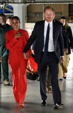 MEGHAN MARKLE and Prince Harry Catch a Train Back to London 09/05/2022