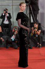 MIA GOTH at Pearl Premiere at 79th Venice International Film Festival 09/03/2022