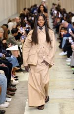 NAOMI CAMBEL Walks Runway at Burberry Show at London Fashion Week 09/26/2022