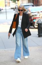 NAOMI WATTS Arrives at Her Apartment in New York 09/16/2022
