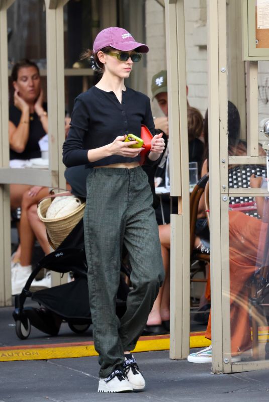 NATALIA DYER Out for Drinks with Friends in New York 09/10/2022