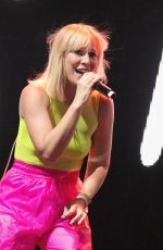 NATASHA BEDINGFIELD Opens for Lewis Capaldi at 02 Arena in London 09/01/2022