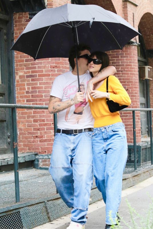 NICOLA PELTZ and Brooklyn Beckham Out in New York 09/11/2022