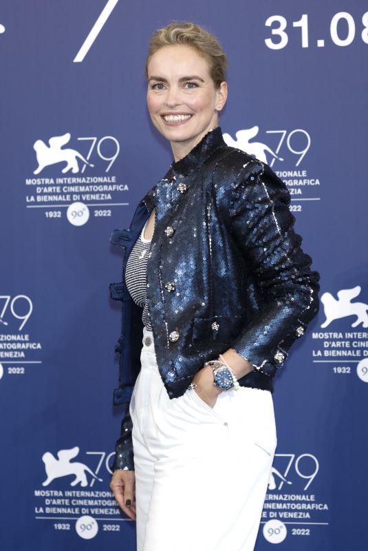 NINA HOSS at Tar Photocall at 2022 Venice International Film Festival 09/01/2022