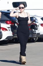 NOAH CYRUS Out Shopping for Groceries n Studio City 09/24/2022