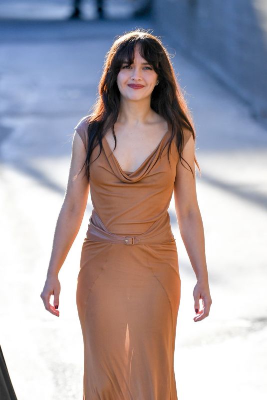 OLIVIA COOKA Arrives at ABC Studios in Los Angeles 09/19/2022