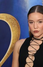 OLIVIA PONTON at Hocus Pocus 2 Premiere in New York 09/27/2022