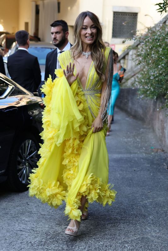 OLIVIA WILDE Leaves Her Hotel in Venice 09/05/2022