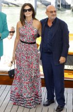 PENELOPE CRUZ Arrives at a Press Conference at 2022 Venice International Film Festival 09/04/2022