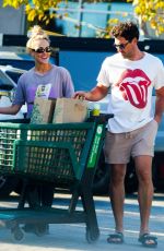 PETA MURGATROYD Shopping at Whole Foods in Malibu 09/01/2022