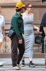 Pregnant SOPHIE TURNER and Joe Jonas Out in New York 09/08/2022