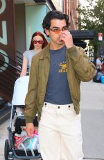 Pregnant SOPHIE TURNER and Joe Jonas Out with Their Baby in New York 09/21/2022