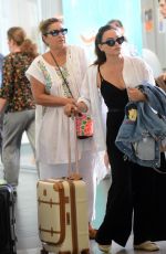 ROMINA POWER and ROMINA CARRISI-POWER Catch a Taxi in Rome 09/23/2022
