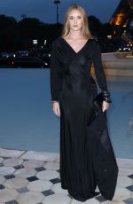 ROSIE HUNTINGTON-WHITELEY Arrives at Saint Laurent Show at Paris Fashion Week 09/27/2022