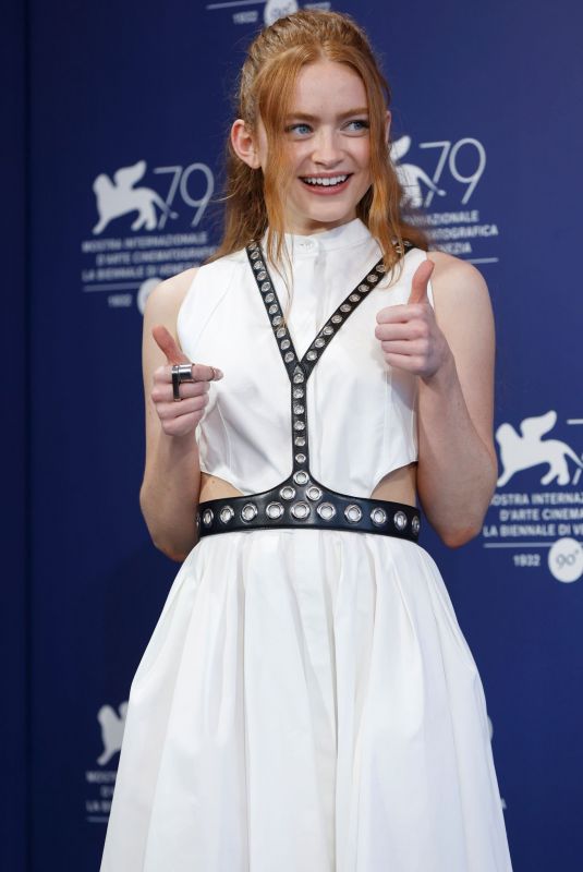 SADIE SINK at The Whale Photocall at 2022 Venice International Film Festival 09/04/2022