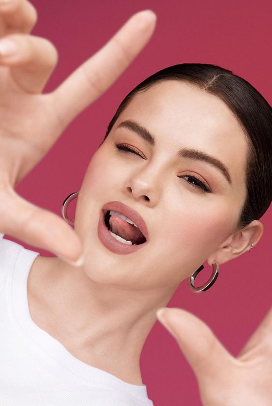 SELENA GOMEZ for Rare Beauty Holiday 2022 Collection