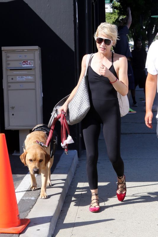 SELMA BLAIR Leaves DWTS Studio in Los Angeles 09/27/2022
