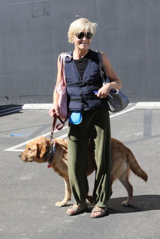 SELMA BLAIR LEaves DWTS Studios in Hollywood 09/23/2022