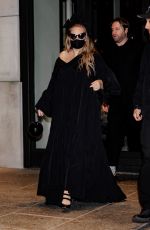 SIA Leaves Her Hotel in New York 09/18/2022