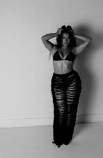 TATI MCQUAY - Instagram Photos 09/07/2022