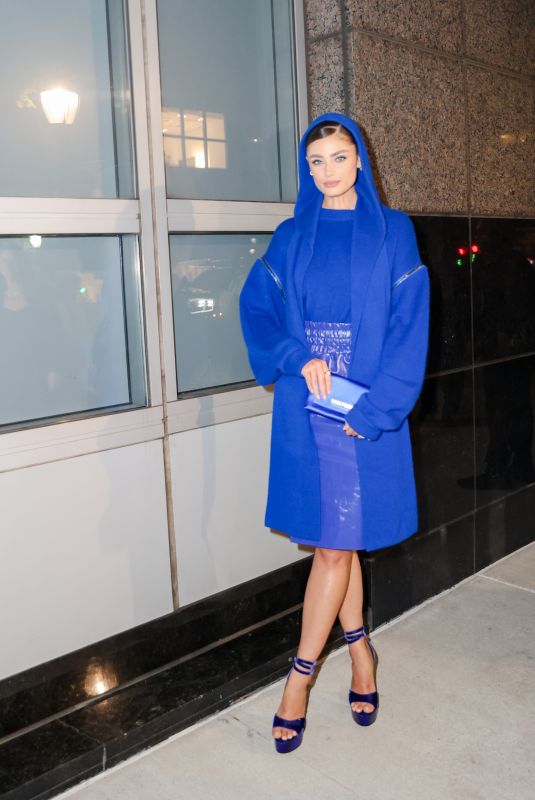 TAYLOR HILL at Tom Ford Fashion Show at NYFW in New York 09/14/2022