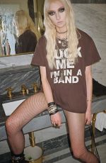 TAYLOR MOMSEN for R13 x Taylor Momsen Campaign, September 2022