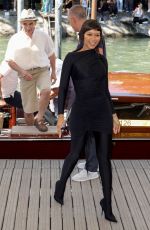 TAYLOR RUSSELL at Bones and All Photocall at 2022 Venice International Film Festival 09/02/2022