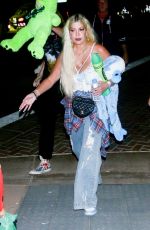 TORI SPELLING Leaves Sunday Funday at Malibu Chili Cook-off 09/04/2022