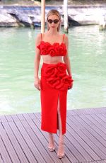 VANESSA KIRBY Arrives at Hotel Excelsior in Venice 09/07/2022