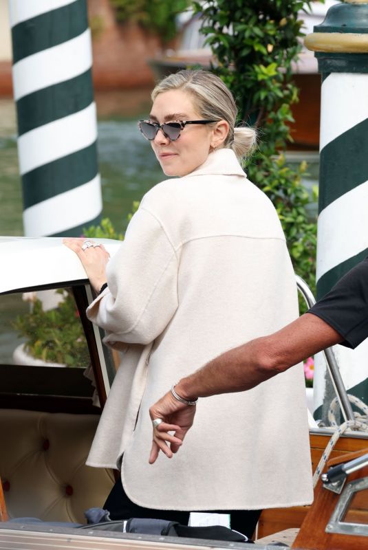 VANESSA KIRBY Out at 79th Venice International Film Festival 09/08/2022