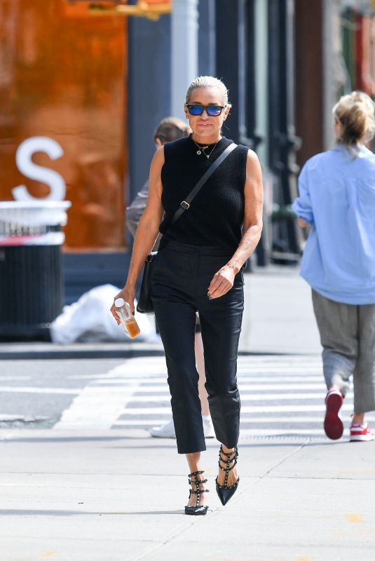 YOLANDA HADID Out and About in New York 09/20/2022