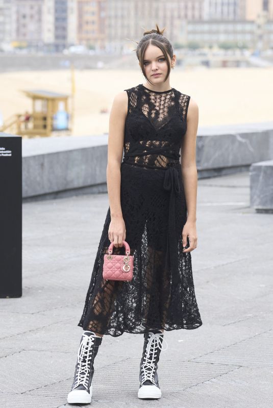 ZOE ARNAO at Apagon Photocall at 70th San Sebastian Film Festival 09/23/2022