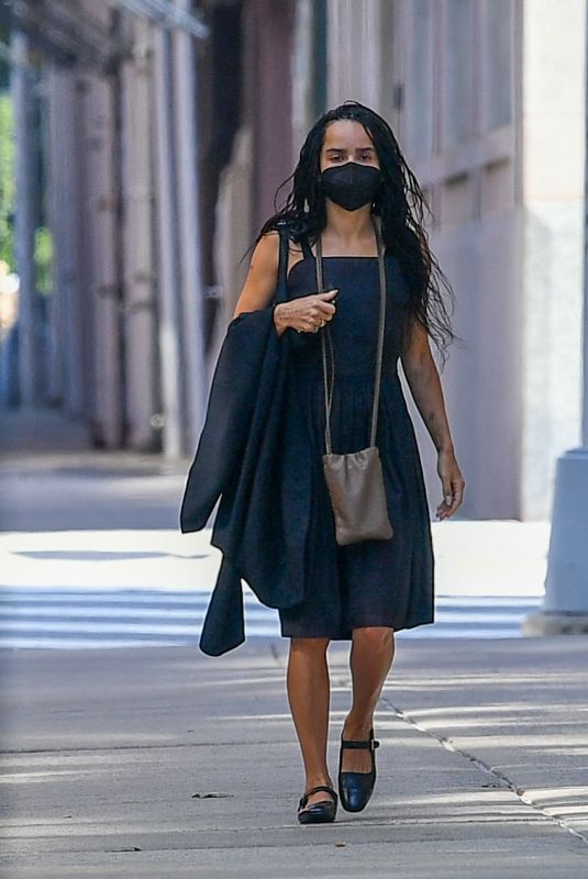 ZOE KRAVITZ Out and About in New York 09/23/2022