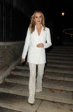 AMANDA HOLDEN Arrives at Scott