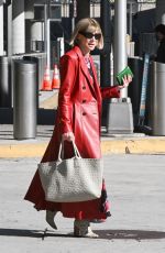 ANNA WINTOUR Arrives at JFK Airport in New York 10/10/2022