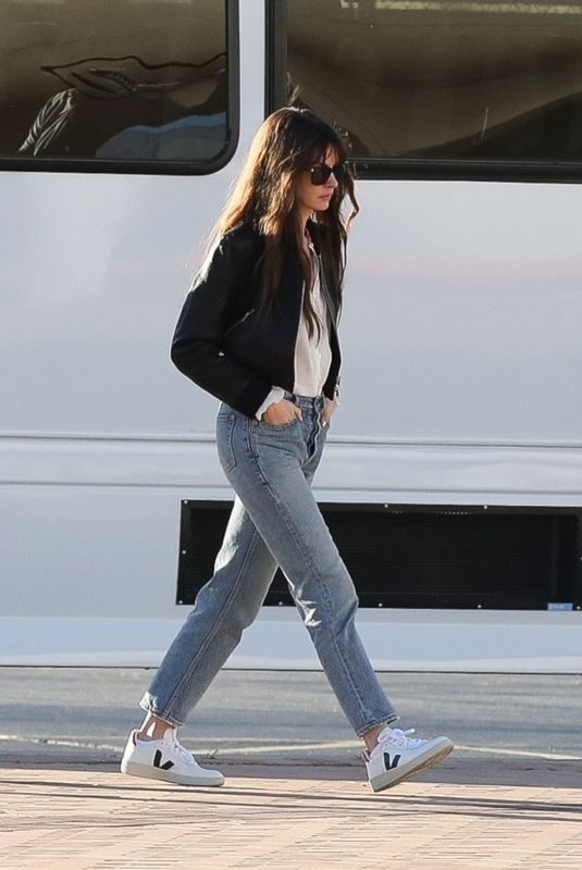 ANNE HATHAWAY Heading to the set of The Idea of You in Atlanta 10/26/2022