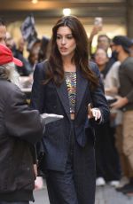 ANNE HATHAWAY Leaves The View in New York 10/12/2022