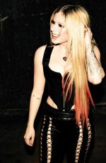 AVRIL LAVIGNE - Instagram Photo 10/24/2022