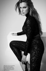 BELLA THORNE for Untitled Magazine, October 2022