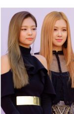 BLACKPINK - The Unofficial Fanbook 2022