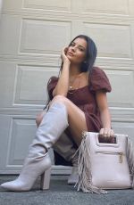 BROOKE HYLAND - Instagram Photos 10/11/2022