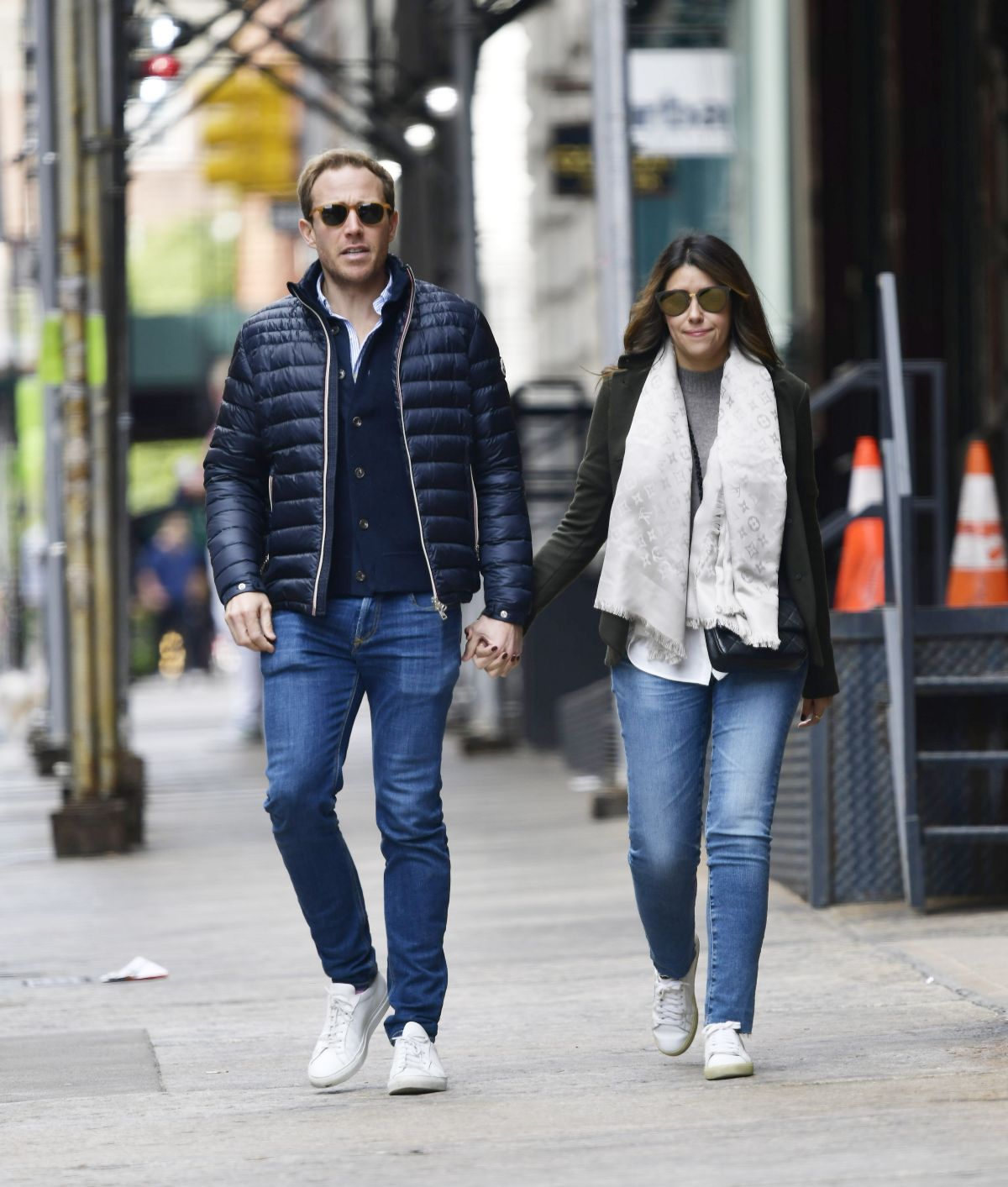 CAMILLE VASQUEZ and Edward Owen Out in New York 10/08/2022 – HawtCelebs