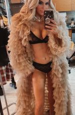 CJ (LANA) PERRY - Instagram Photos 10/19/2022