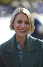 CLAIRE DANES on the Set of Steven Soderburgh