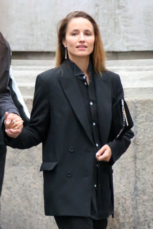 DIANNA AGRON Out in New York 09/30/2022